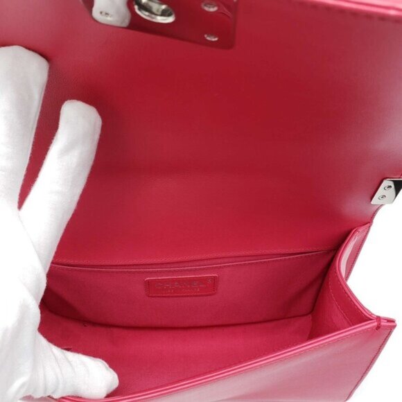 CHANEL Boy Leather Shoulder Bag 2550-082825 - Picture 12 of 16